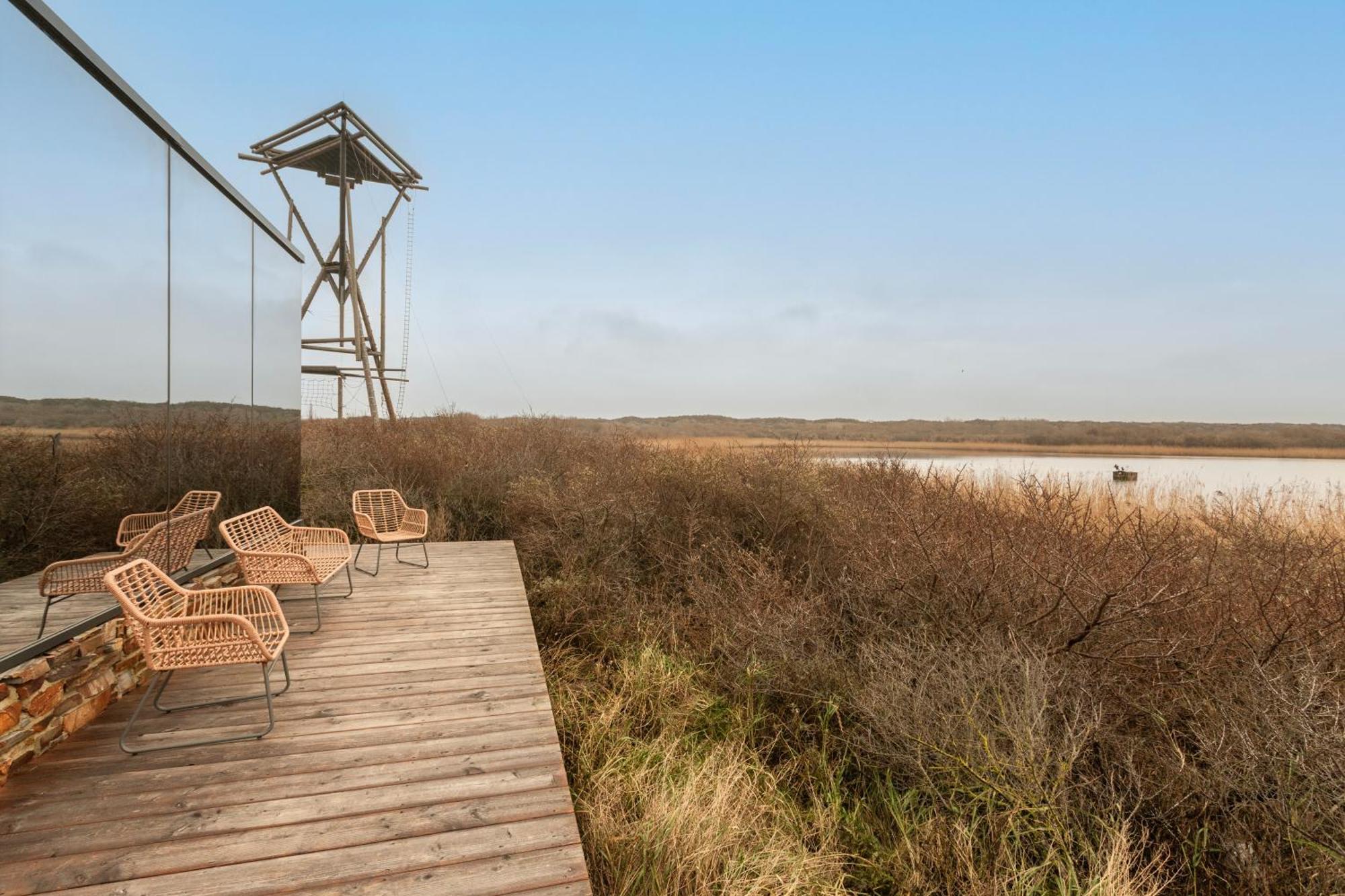 Basecamp Tiny House Eco Resort IJmuiden Exterior foto