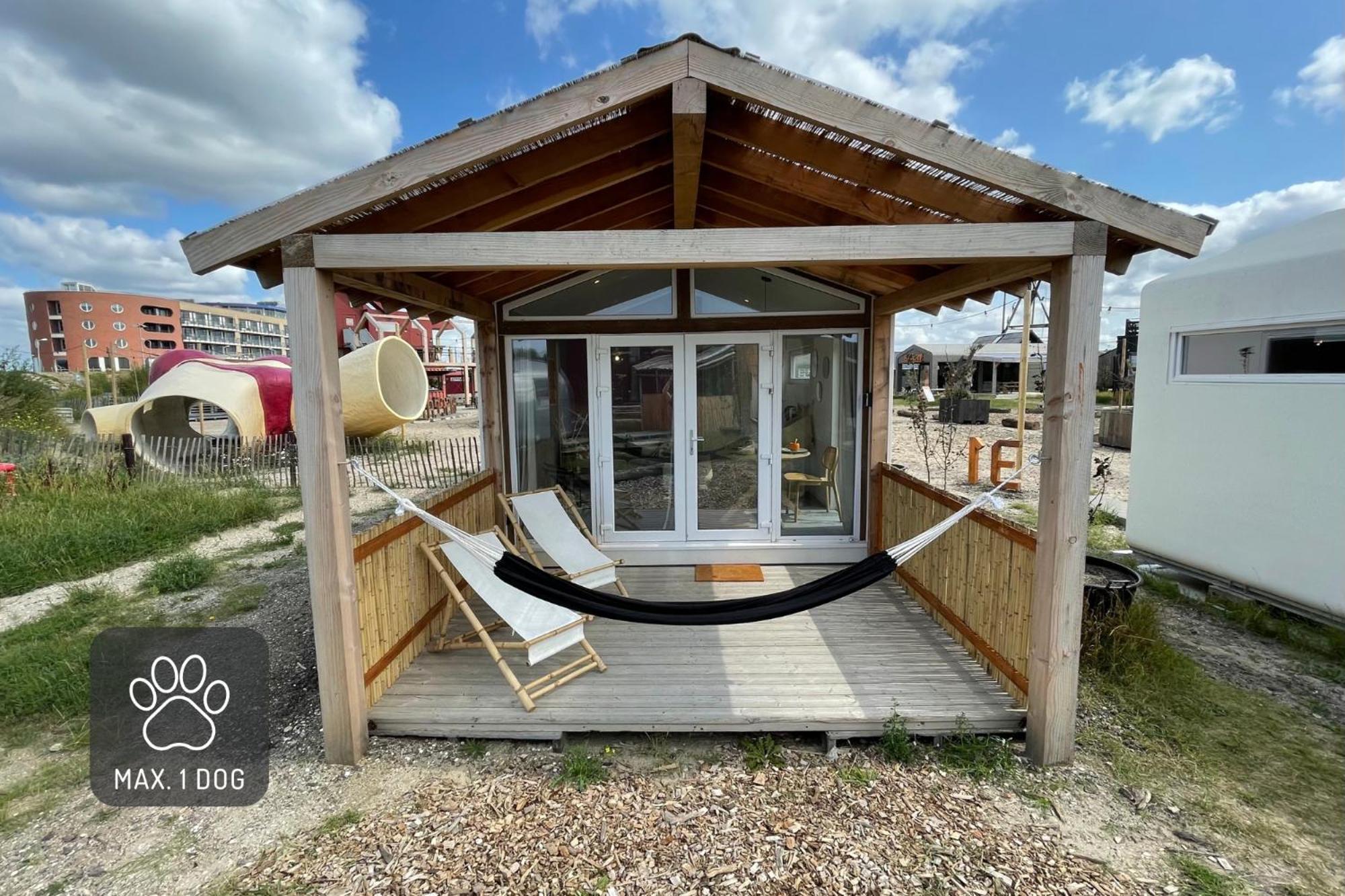 Basecamp Tiny House Eco Resort IJmuiden Exterior foto