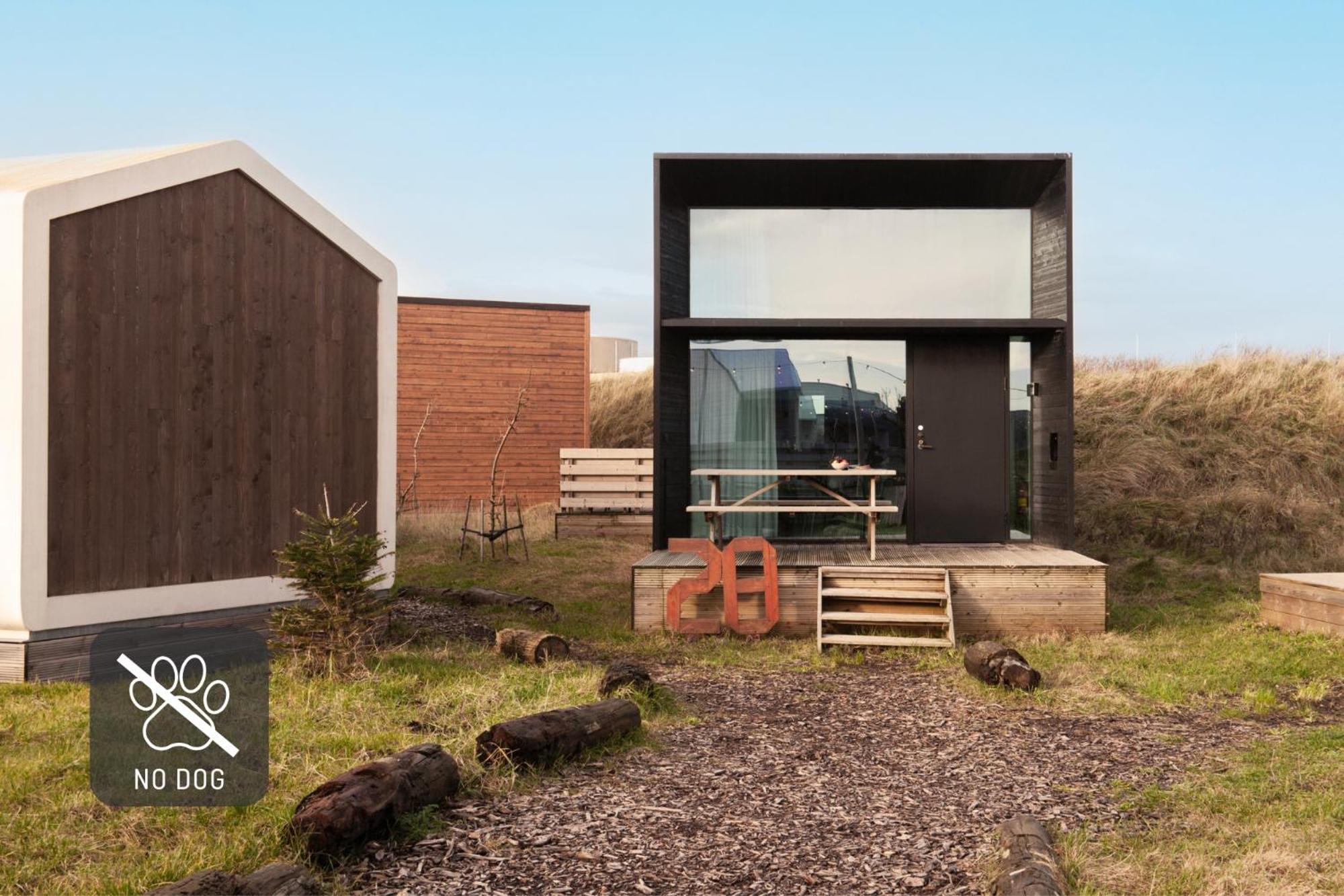 Basecamp Tiny House Eco Resort IJmuiden Exterior foto